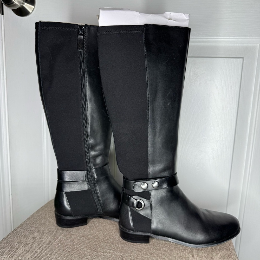 Elegant Black Knee-High Boots - Picture 4 of 13